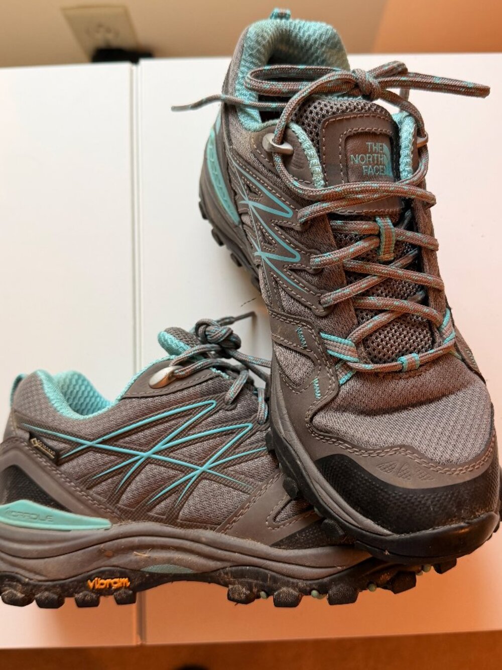North Face Women's Hedgehog Fastpack GTS Waterproof Hiking Shoes, Size 7